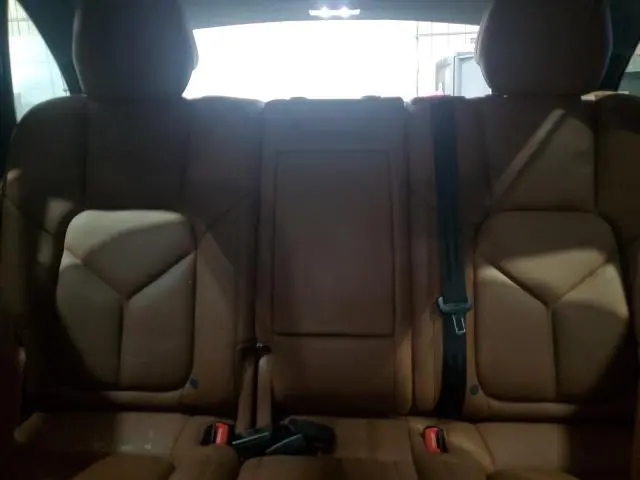 2018 PORSCHE CAYENNE