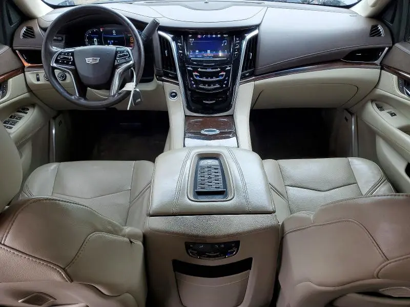 2016 CADILLAC ESCALADE LUXURY  