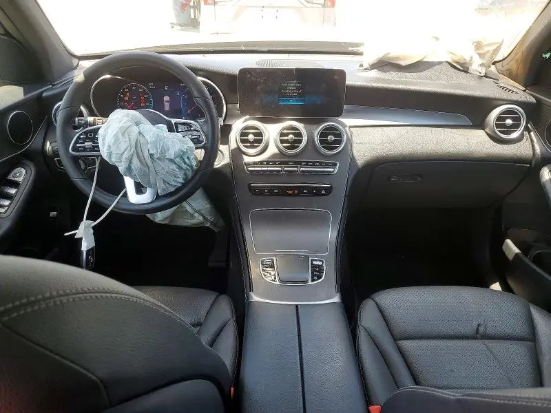 2020 MERCEDES-BENZ GLC 300 4MATIC  