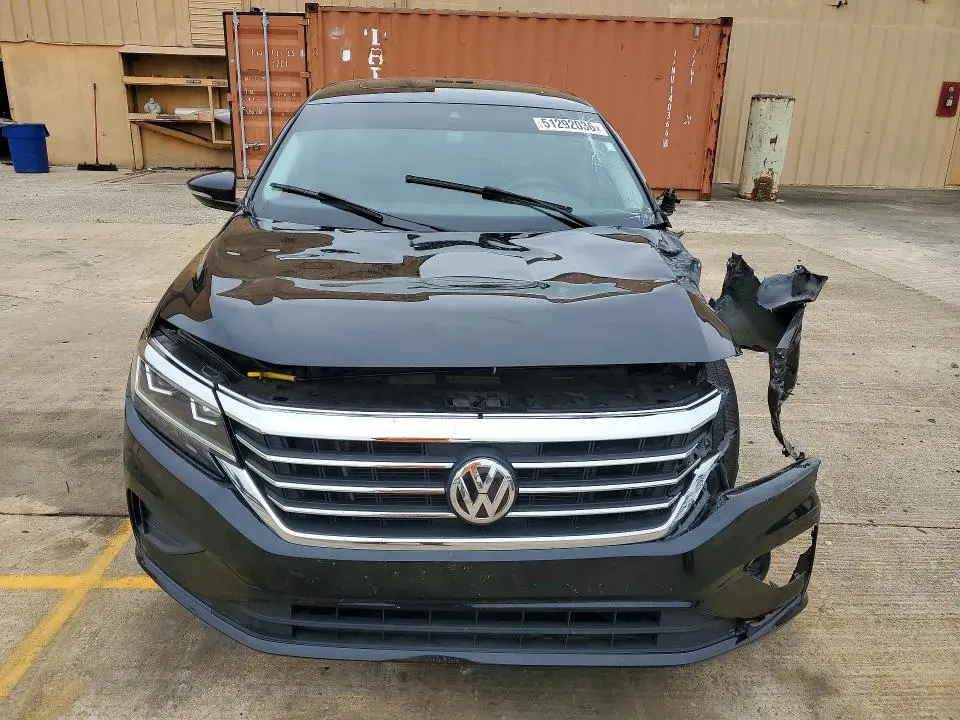 2021 VOLKSWAGEN PASSAT SE  