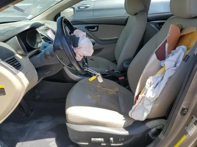 2014 HYUNDAI ELANTRA SE