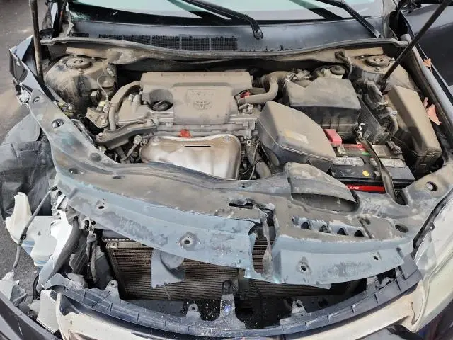 2016 TOYOTA CAMRY LE  