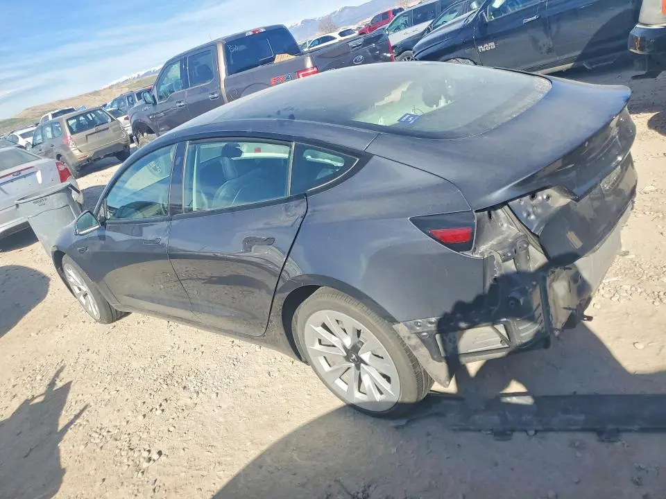 2022 TESLA MODEL 3   