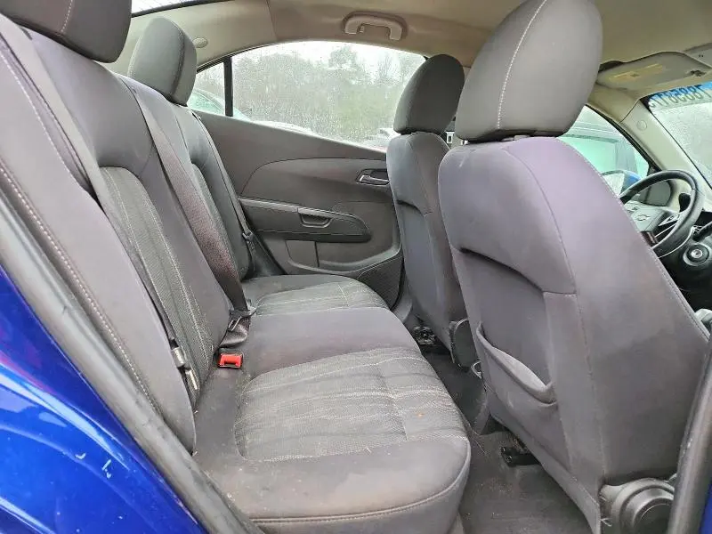 2013 CHEVROLET SONIC LT  