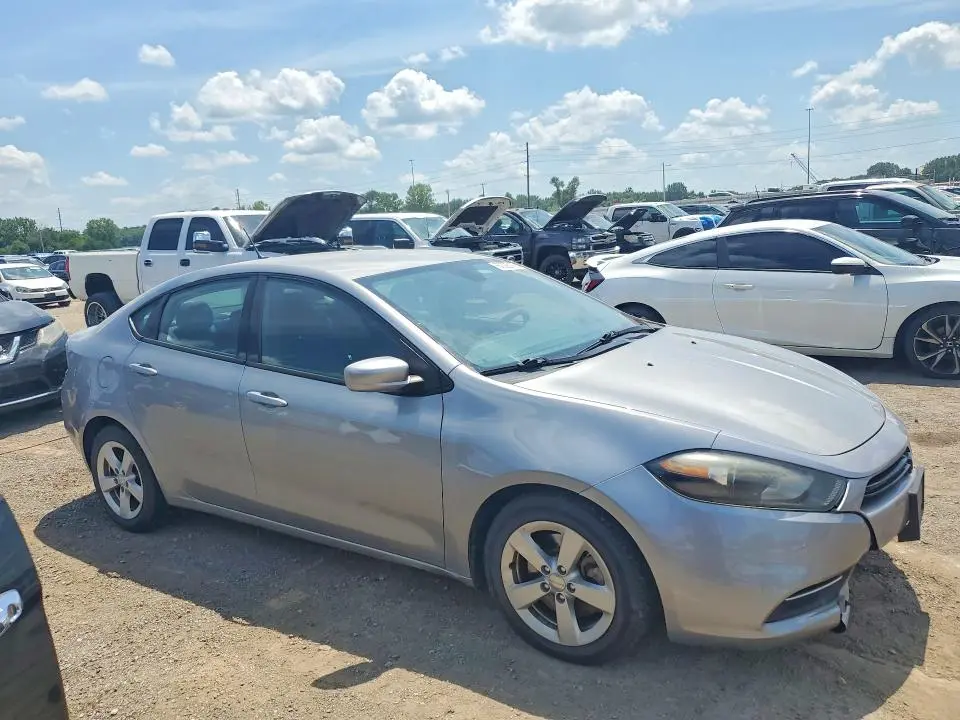 2015 DODGE DART SXT  