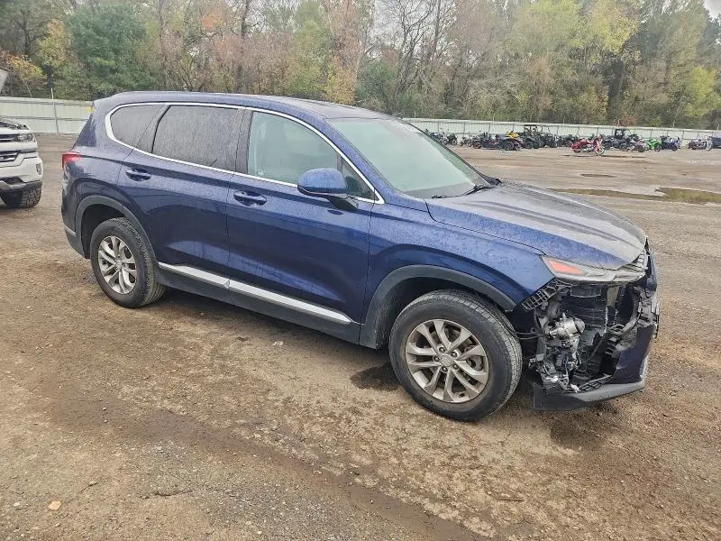 2019 HYUNDAI SANTA FE SE  