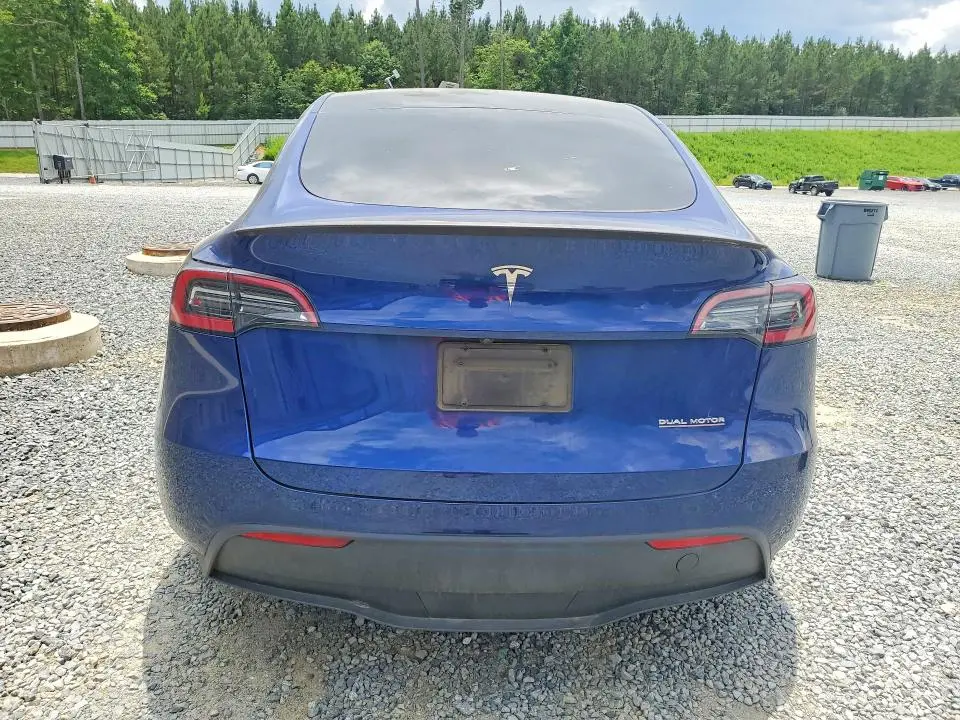 2024 TESLA MODEL Y   
