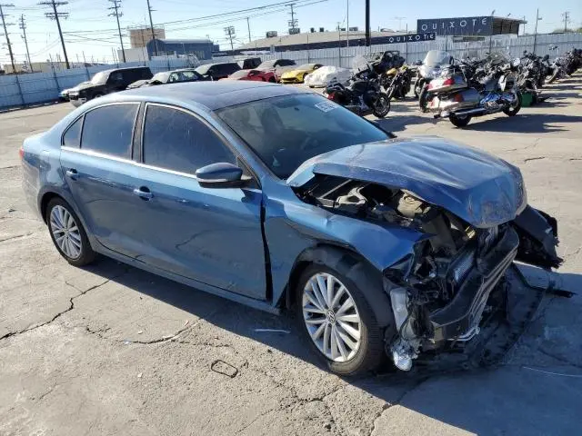 2015 VOLKSWAGEN JETTA SE  