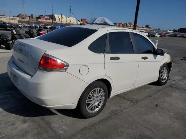 2011 FORD FOCUS SE