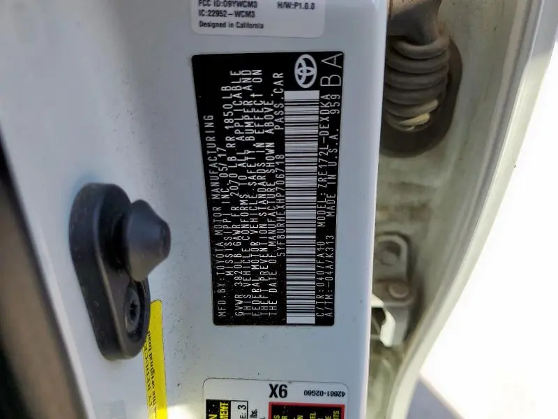 2017 TOYOTA COROLLA L  