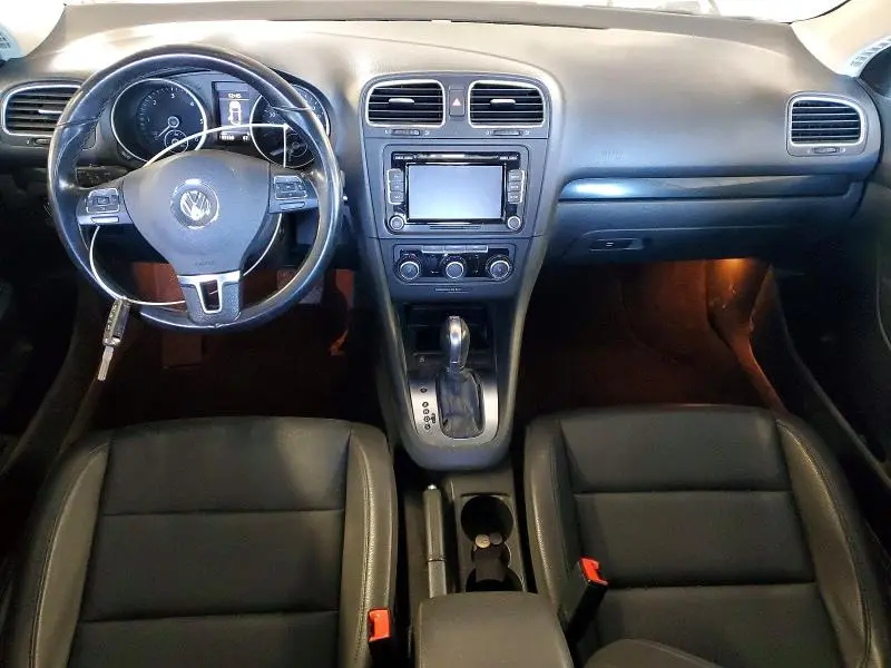 2011 VOLKSWAGEN JETTA TDI  