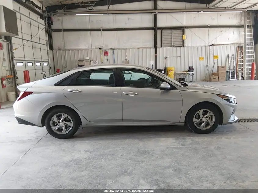 2021 HYUNDAI ELANTRA SE
