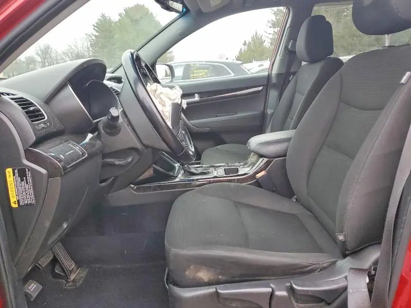 2015 KIA SORENTO LX  