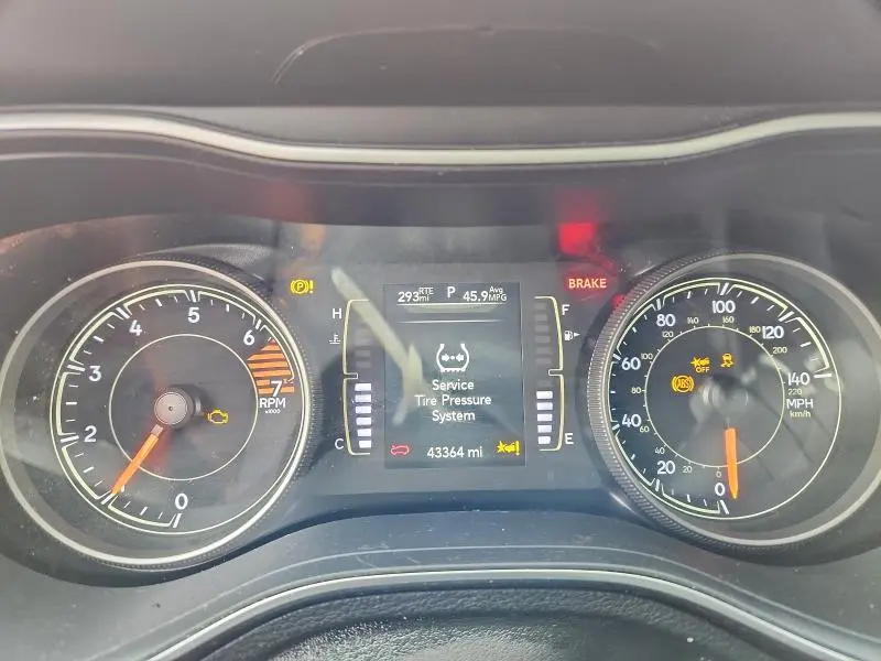 2021 JEEP CHEROKEE LATITUDE  
