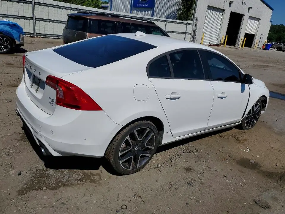 2017 VOLVO S60 DYNAMIC  