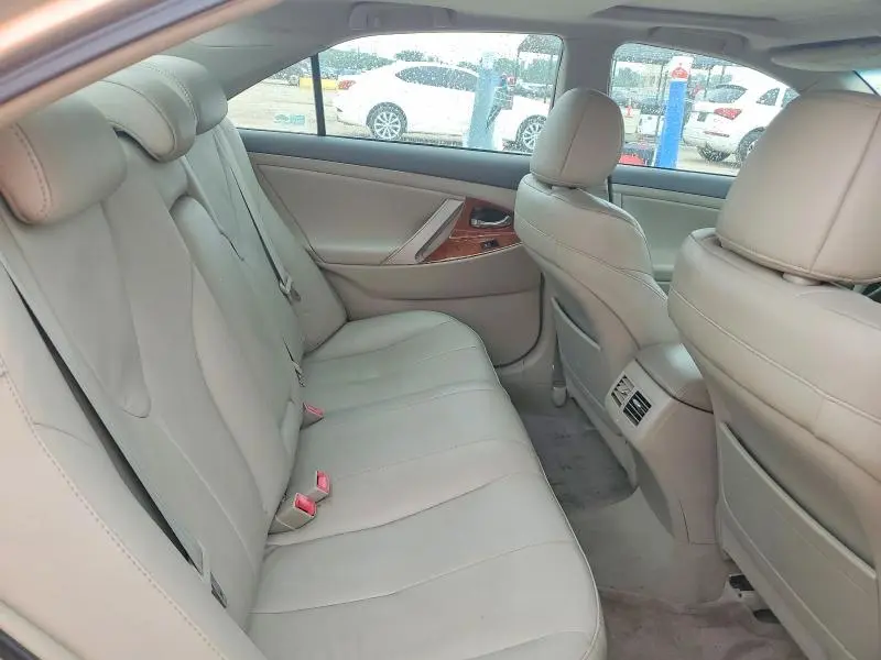 2010 TOYOTA CAMRY HYBRID  
