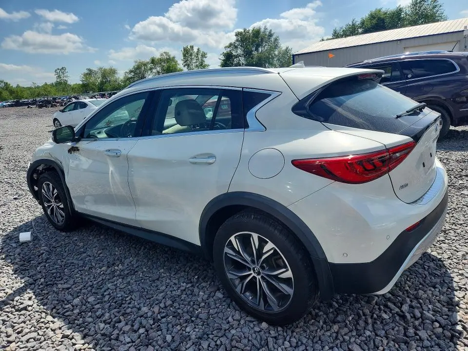 2018 INFINITI QX30 PREMIUM  