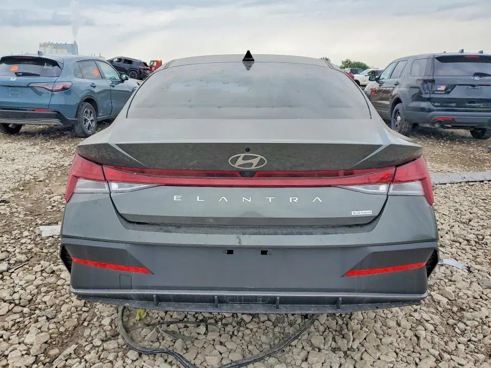 2024 HYUNDAI ELANTRA BLUE  
