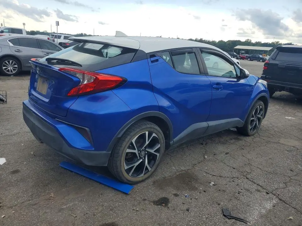 2018 TOYOTA C-HR XLE PREMIUM  