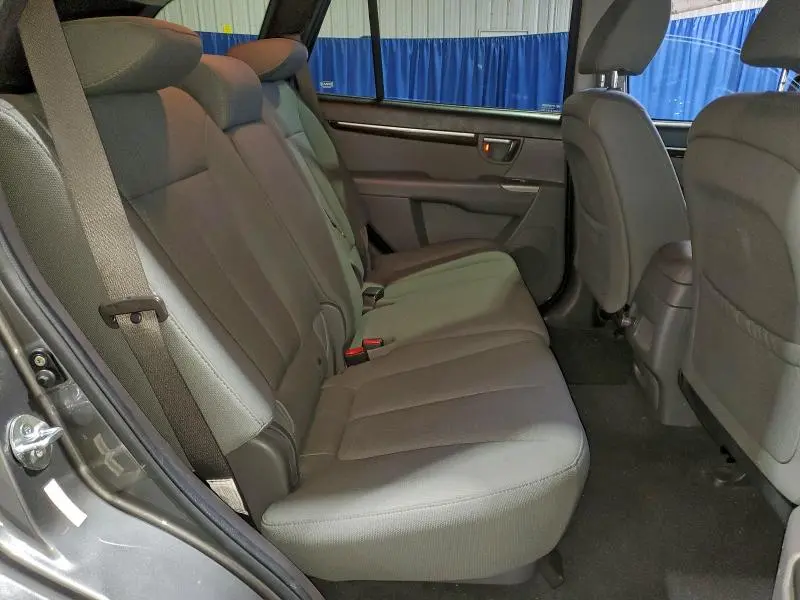 2010 HYUNDAI SANTA FE GLS  