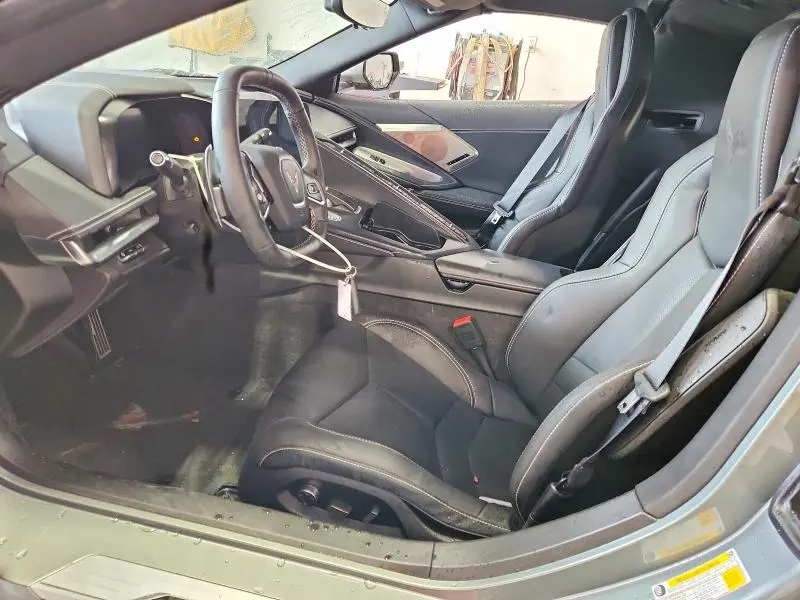 2024 CHEVROLET CORVETTE STINGRAY 2LT  