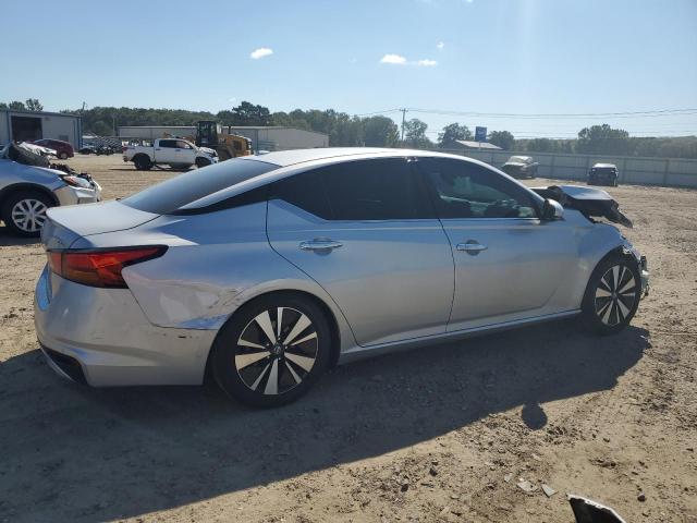 2019 NISSAN ALTIMA SL