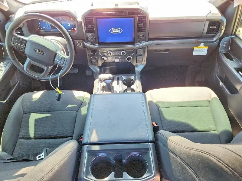 2024 FORD F150 XLT  