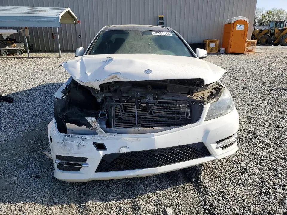 2015 MERCEDES-BENZ C 250  