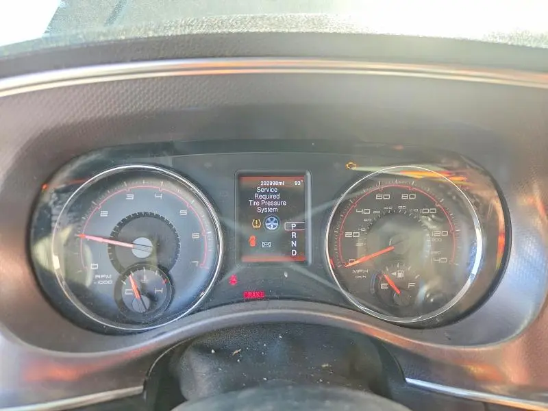 2014 DODGE CHARGER SE  