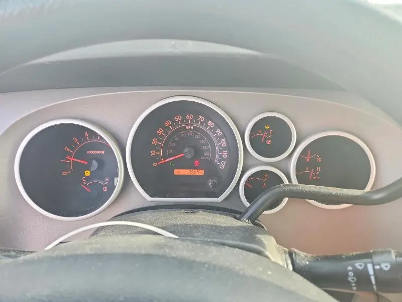 2010 TOYOTA TUNDRA GRADE  