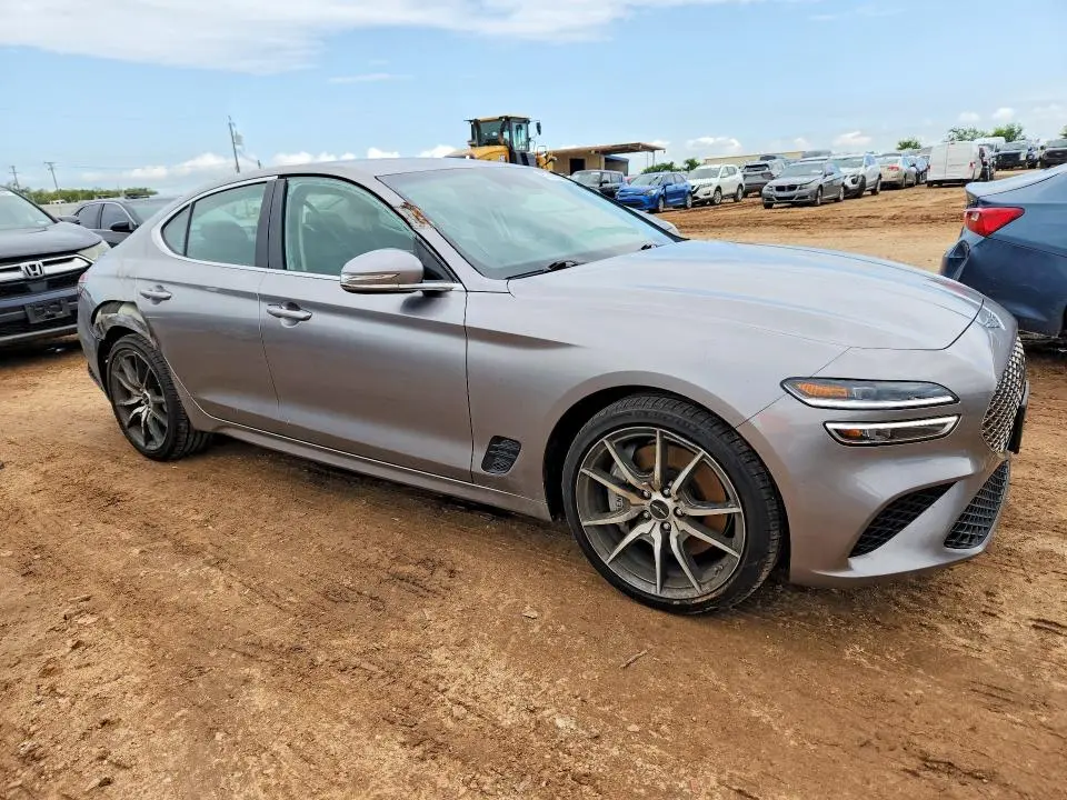 2025 GENESIS G70 2.5T STANDARD  