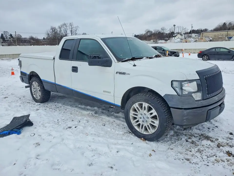 2012 FORD F150 SUPER CAB  