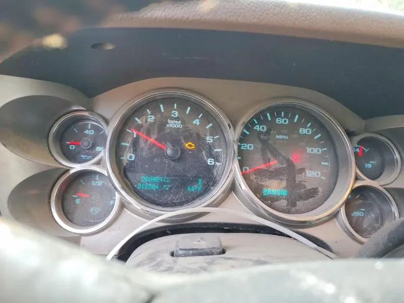 2013 CHEVROLET SILVERADO C1500 LT  