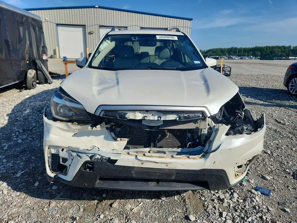 2019 SUBARU FORESTER PREMIUM  