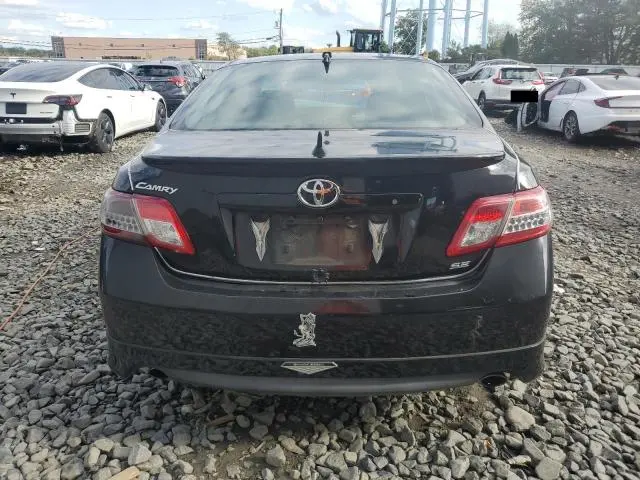 2011 TOYOTA CAMRY BASE  