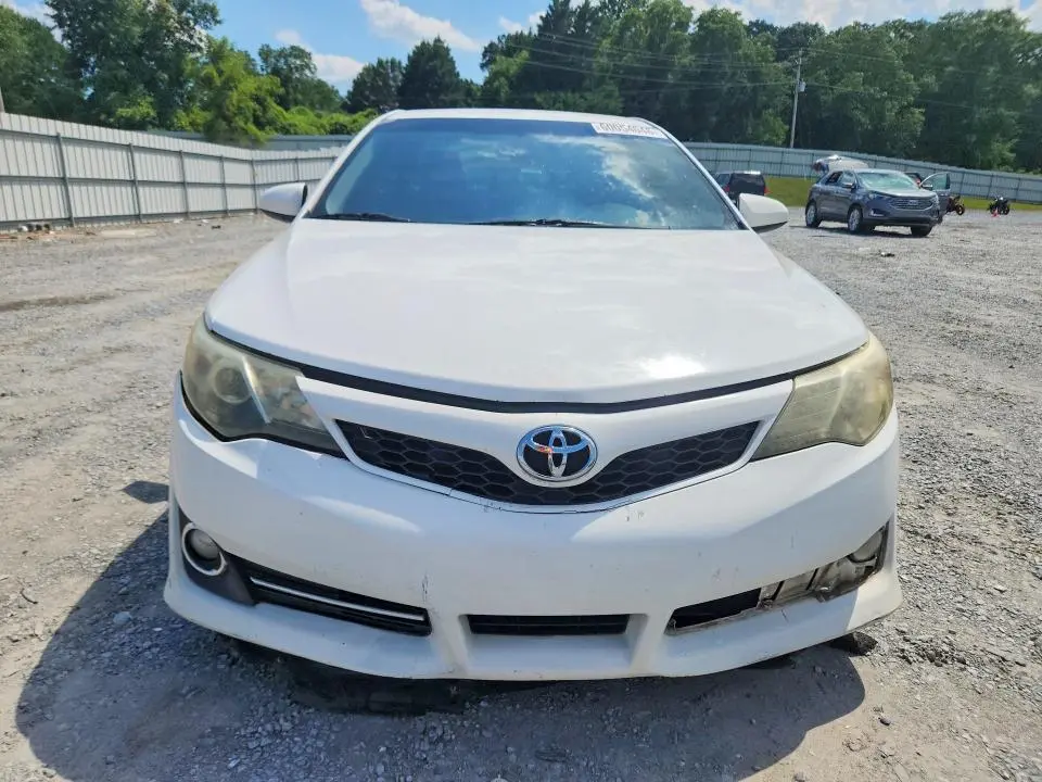 2012 TOYOTA CAMRY SE  