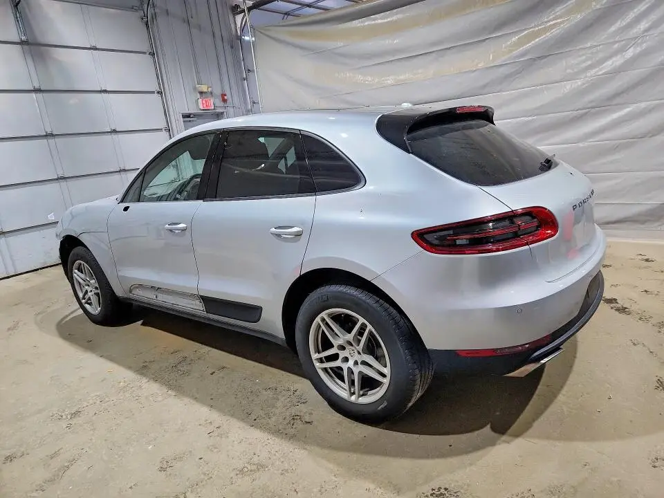 2018 PORSCHE MACAN   