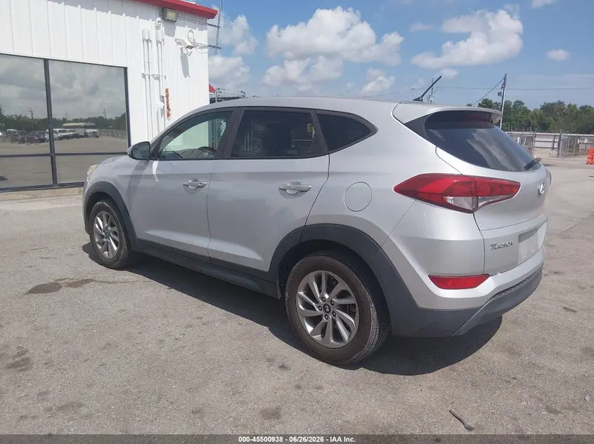 2018 HYUNDAI TUCSON SE