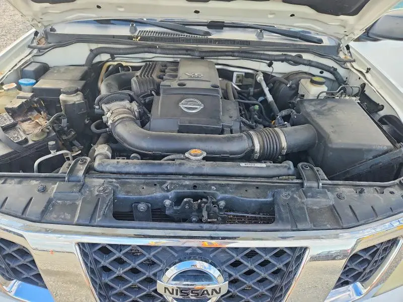 2012 NISSAN FRONTIER S  