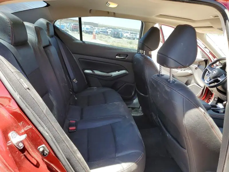 2019 NISSAN ALTIMA SR  