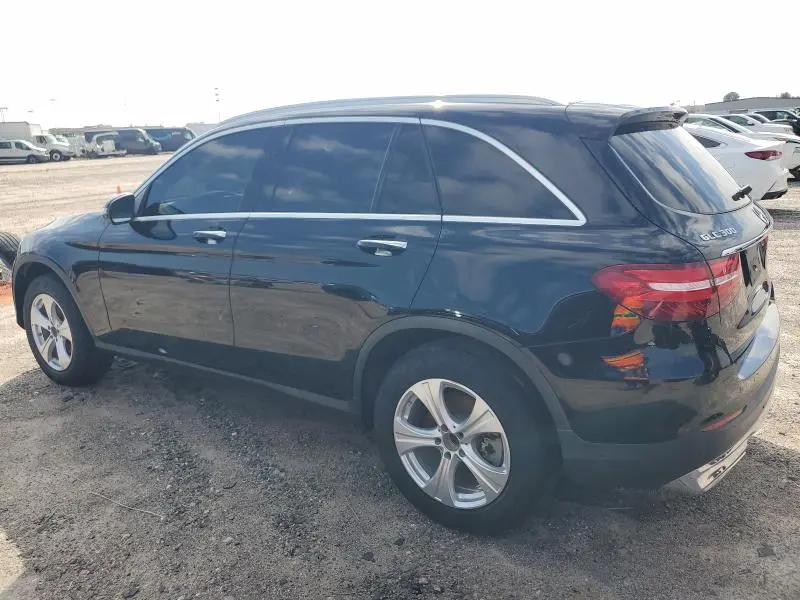 2018 MERCEDES-BENZ GLC 300  