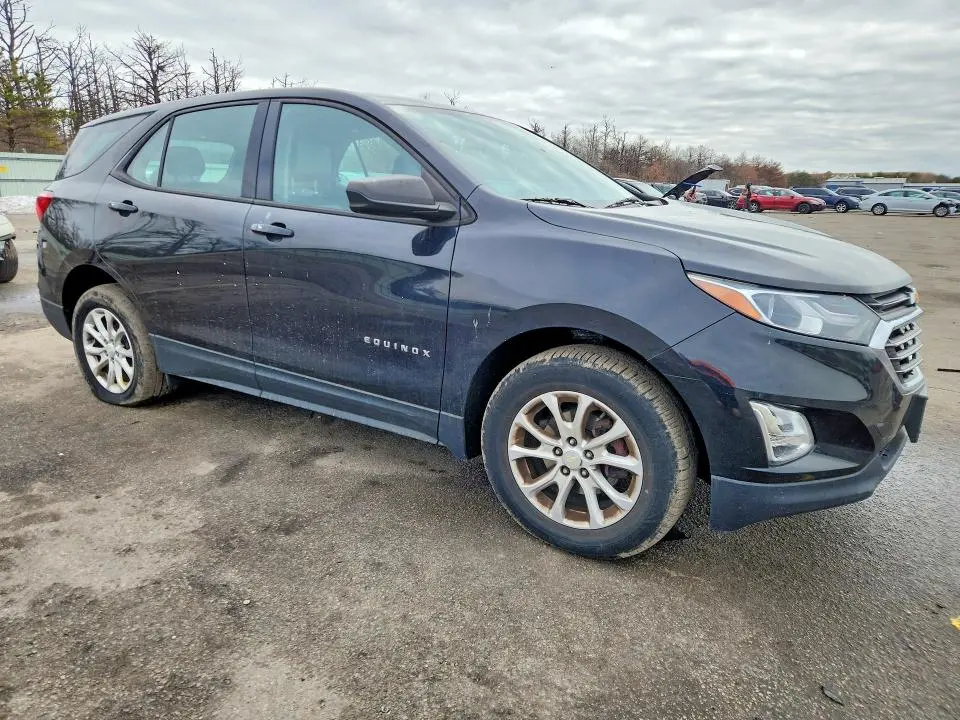 2018 CHEVROLET EQUINOX LS  
