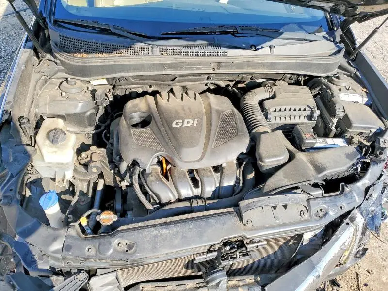 2012 HYUNDAI SONATA SE  