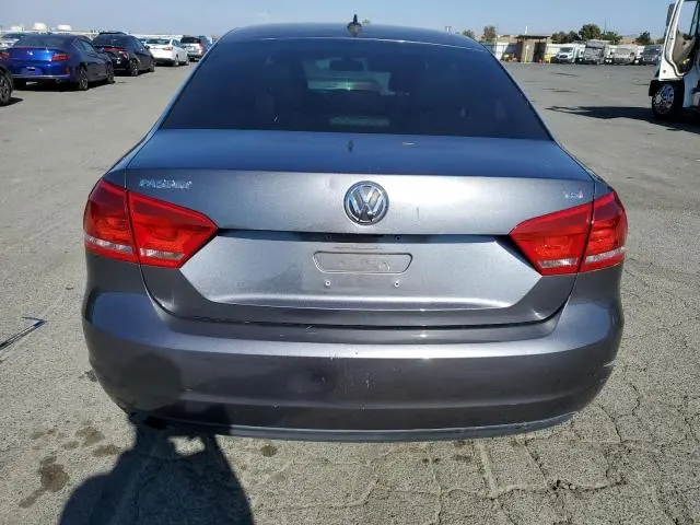 2015 VOLKSWAGEN PASSAT S  