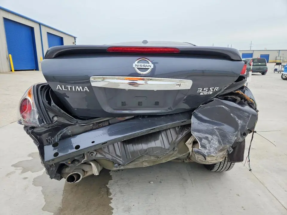 2011 NISSAN ALTIMA SR  