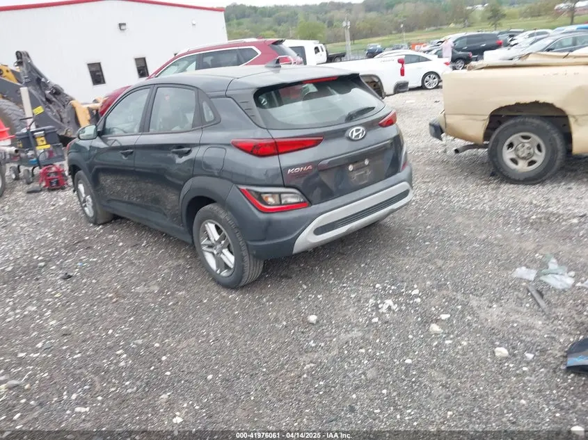 2022 HYUNDAI KONA SE