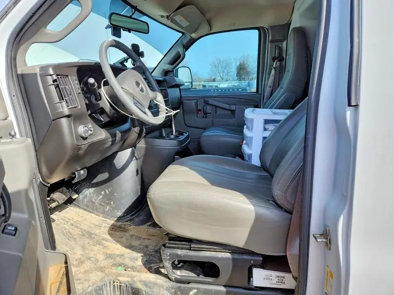 2024 GMC SAVANA G3500 CARGO * R & D * PRI FLEET *
