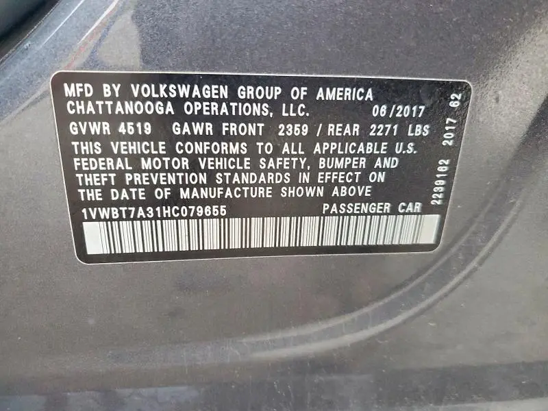 2017 VOLKSWAGEN PASSAT SE  