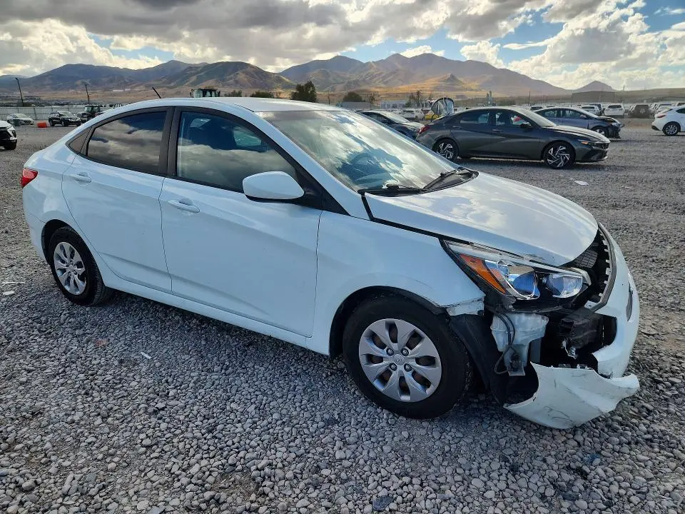 2015 HYUNDAI ACCENT GLS  