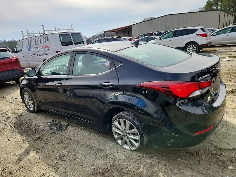 2015 HYUNDAI ELANTRA SE  